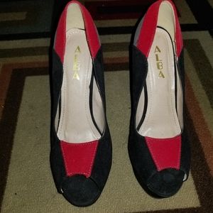 Peep toes faux suede heels